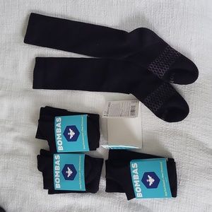 Bombas Midweight womens small black knee high socks + one sockwell